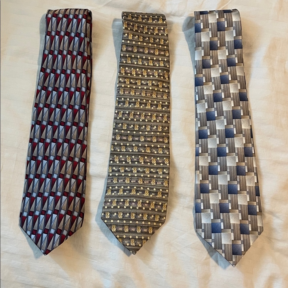 Red‎ and Gray Geometric Men's Silk Ties